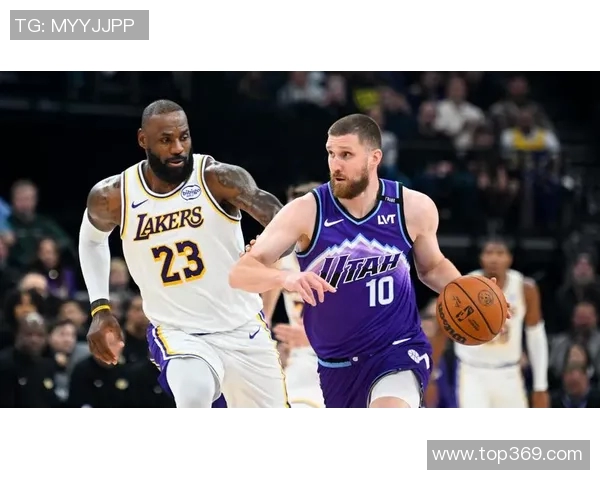 犹他爵士与洛杉矶湖人激战正酣谁能在NBA赛场上笑到最后